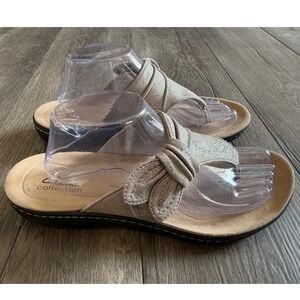 Clarks Collection Womens Metallic Gold Bow Thong Sandals 10 N